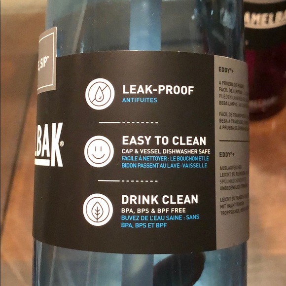 NWT Camelbak Eddy 25 oz Deep Magenta - Picture 3 of 6